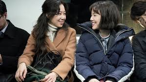 Door lock is a 2018 south korean thriller film directed by lee kwon. Door Lock Kritik Film 2018 Moviebreak De