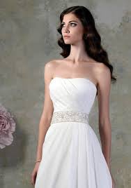 Videoclipul prezintă coafuri coafuri mireasa par lung. 30 Coafuri De Mireasa Pentru Par Lung Lovely Things