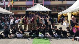 Sekolah ini terletak di bawah pentadbiran pejabat pelajaran gombak. Flashmob Hari Guru Hari Raya Smk Bukit Rahman Putra 2019 Youtube