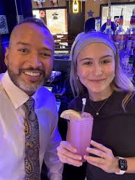 Woodstown Pub wishes Thomas Drayton FOX 29 a very Happy Birthday 🎉🎁  Thanks for the great times!