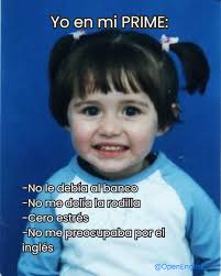 🎀 Yo en mi prime: 💸 No debía al banco 🦵 No me dolía la rodilla 🧘 Cero  estrés 📚 Y el inglés… ni en mis pensamientos 😌 Ahora… la vida adulta