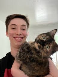 Kara Ogden's Instagram, Twitter & Facebook