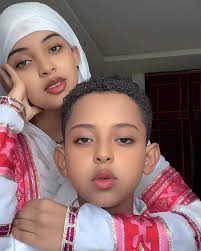 ለሁላችሁም በዛሬ ይዤላችሁ ስህተትን የሚያርም ድንቅ አፕሊኬሽን ነው! መምህር እንደሚያስቀራችሁ ሁሉ ስትቀሩ እየሰማ  ስህተታችሁን ያሳያችኋል። ለጀማሪዎችም ሆነ ሙራጃ ለምታደርጉ ምርጥ ነው። አሁኑኑ አውርደው ይጠቀሙ ...