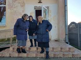 Cocos, nicu „niro, mircea basescu si altii aidoma lor sunt bine, ii doare in pardon la puscaria cu termen redus, au ramas cu banii si, de restul, sanatate familiei si celor mici! Reportaj Bihoreanul Ca Sa Fie Bine Sa Nu Fie Rau Multi Alegatori