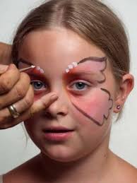 Was die raupe ende der welt nennt, nennt der rest der welt schmetterling. Schmetterling Schminken Schminkanleitung Kostum