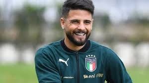 Bookmark webtoonscan to follow it on your manhwa, webtoon completely free. Sportmob Top Facts About Genoveffa Darone Lorenzo Insigne S Wife