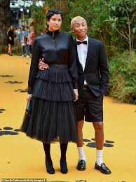 The Lion King Pharrell Williams Joined By His Wife Helen Lasichanh At London Premiere Daily Mail Online Pharrell Williams Pharrell Helen Williams