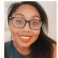 Suzette Waller's Instagram, Twitter & Facebook