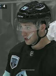 the bruins won 🥰 but the kraken lose 😞 (my mood when i woke up real) I  MISSED THEIR GAMES AGAIN TF #vincedunn #vincedunnedit #vincedunn29  #seattlekraken #hockeyplayer #dunner #dunn #fyp