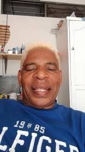 Gran reconocido actor del progama vivos de Ecuavisa Mario Cabezas? gracias  por los saludos. Nos alegra saber la acogida que tenemos de nuestro tema  Electro Mambo que le pasa a lupita ? Mil gracias a ...