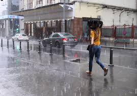 Vremea se menține foarte caldă pe litoral în perioada minivacanței de sfânta maria, turiștii și constănțenii putând a se bucura de momente sursă foto: Vremea 18 August CÄƒldurÄƒ Mare InsÄƒ Vin Ploile È™i Furtunile Stirileprotv Ro