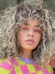 4 of 30 curly brown hair with blonde highlights. 15 Examples Of Chunky Highlights That Are So Chic Who What Wear Uk