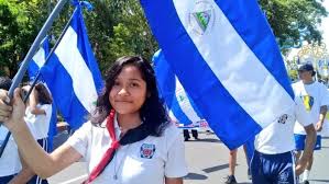 Nuestra insignia mundialmente conocida por sus colores celeste y blanco con un sol en el centro, tuvo bastantes modificaciones a lo largo del tiempo, fue testigo de muchas batallas y también. Nicaragua Lo Que Necesita Saber Para Comenzar Su Dia 04 De Septiembre