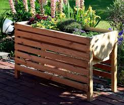 Das dobar hochbeet aus kiefernholz ist für gärten, balkone und terrassen bestens geeignet. Gunstiges Hochbeet Von Dobar Hochbeet Center