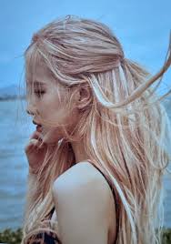 Rosé and Lisa Summer Diary in Hawaii #blackpinkscan #blackpink