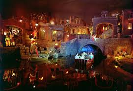 Some Wonderful Photos From Inside The Pirates Of The Caribbean Attraction At Disneyland These Images Really Showcase The Disney Rides Disney World Disneyland