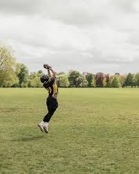 American football fever hits Britain's parks