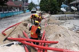 Ruang bawah tanah memiliki banyak fungsi. Intip Pemasangan Kabel Listrik Bawah Tanah Di Natuna