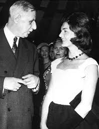 Les Kennedy A Paris Recus Par De Gaulle Jackie Kennedy Jacqueline Kennedy Jacqueline Kennedy Onassis