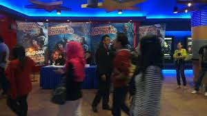 22 november 2012 (malaysia) see more ». Pra Tonton Pontianak Vs Orang Minyak Ben Ashaari