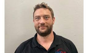 Brett Wetzel's Instagram, Twitter & Facebook