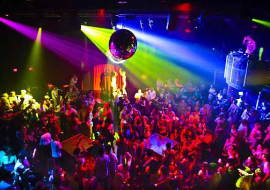 Noche de la Nostalgia 2015 - Casas en el Este