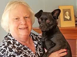 Amber Linson's Instagram, Twitter & Facebook