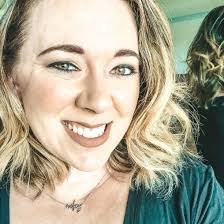 Jillian Dillon's Instagram, Twitter & Facebook