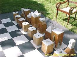 Giant Block Chess At Outdoor Area Schachspiel Schachfiguren Spiele Fur Draussen