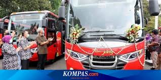 Berikut dibawah adalah jadwal dari trans semarang lalu untuk kamu yang berencana bepergian dengan memanfaatkan brt trans semarang, kamu bisa melihat peta jalur rute transsemarang. Koridor Baru Bus Trans Jateng Tempuh Rute Semarang Gubuk Halaman All Kompas Com