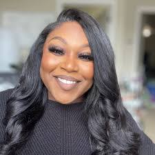 Dontrell Kelly's Instagram, Twitter & Facebook