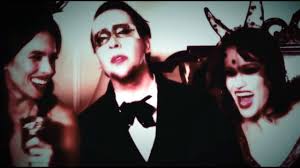 Lindsay usich is an american photographer, painter, and commercial fashion model. Marilyn Manson And Lindsay Usich In Nasty 8 By Ellen Von Unwerth Youtube