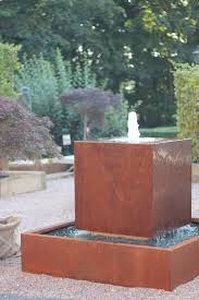 Wasserspiel Cortenstahl Kubus Schwebender Wurfel 80 Inkl Pumpe Becken Springbrunnen 1001000100 Springbrunnen Garten Gartenbrunnen Springbrunnen