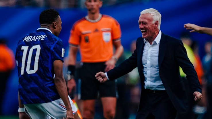 Esto es lo que quiere el Real Madrid, Mourinho y Florentino Pérez de Mbappé":  Juan Arroita señala el cambio del francés que ilusiona al madridismo | DAZN  News MX