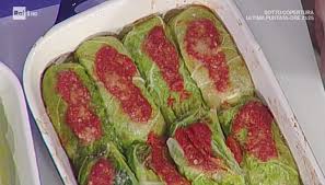 Maybe you would like to learn more about one of these? La Prova Del Cuoco Ricetta Involtini Di Verza Con Prosciutto Cotto E Fontina Di Sergio Barzetti