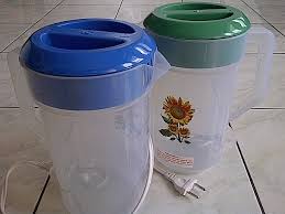 Menemukan pemanas air di pasaran bukanlah hal yang sulit, selain itu desainnya pun semakin. Tempat Minum 2 Liter
