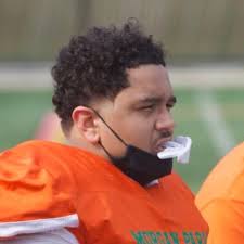 Devan King (@DevanKing16)