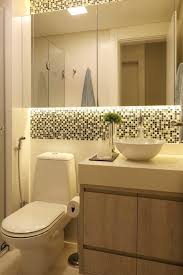 Banheiro Hospedes Banheiros Modernos Por Danyela Correa Arquitetura Moderno Marmore Com Imagens Banheiro Pequeno Banheiros Modernos Decoracao Banheiro Pequeno