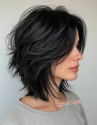 Nuevos Cortes para Señoras de +60 años que son Tendencia 2024 Luce Jovial a  toda hora