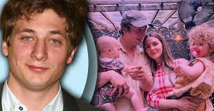 Jeremy Allen White Must Attend Therapy Sessions In Order To See His  Daughters