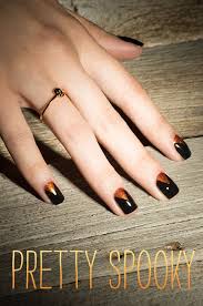 Take This Fun Quiz And Get A Personalized Halloween Beauty Box Just For You Offer Ends 10 21 Cute Halloween Nails Halloween Nails Diy Halloween Nail Designs