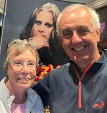 Hi what was the old school clapping rhymds back in the day talking 17 years  ago thanks