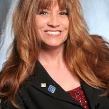 Diana Prather's Instagram, Twitter & Facebook