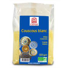 L'origine du mot couscous viendrait de l'arabe classique kouskous et du berbère kseksu qui désigne à la fois la semoule de blé dur et le plat populaire dont elle est l'ingrédient de base. Semoule Couscous Blanc Bio Celnat