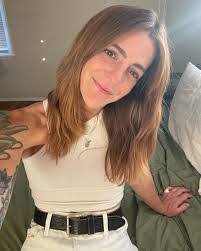 Christina Kmetz's Instagram, Twitter & Facebook