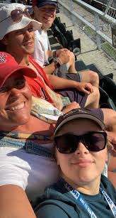 Lynn Burch's Instagram, Twitter & Facebook