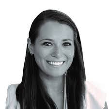 Beth Benedict's Instagram, Twitter & Facebook