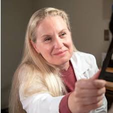 Andrea Mccann's Instagram, Twitter & Facebook