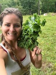 Cheri Marquez's Instagram, Twitter & Facebook