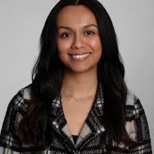 Feliz cumpleaños a nuestro compañero y hermano Pat Solano,que Dios le  bendiga y que el Cuenquita mañana le dé su regalo con un buen resultado. 🎂  #PlusDeportivoEcTv